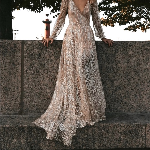 The Galaxy wedding Gown, by Boom Blush. - Picture 4 of 12